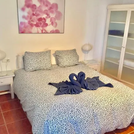 Rey Carlos بويرتو ذيل كارمين